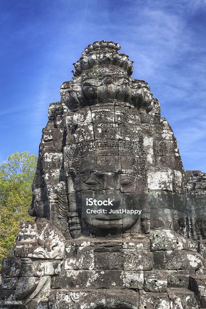 Cara gigante en templo de bayón, Angkor Wat, Camboya - Foto de stock de Templo libre de derechos