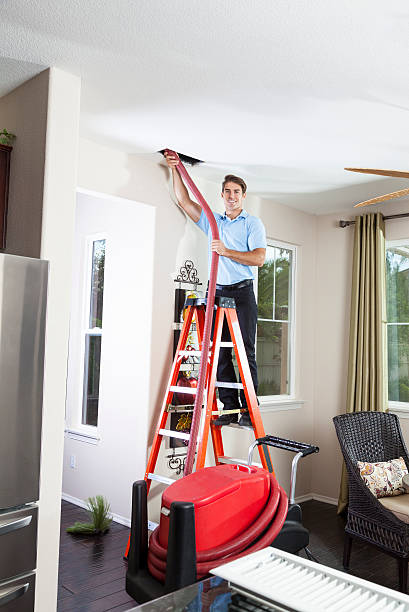 istock Air Duct Cleaning 179477112