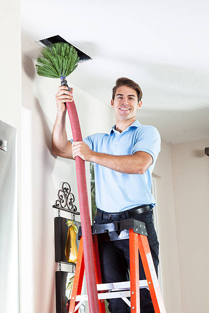 istock Cleaning Air Ducts 179477147