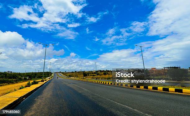 Indian Carreteras Foto de stock y más banco de imágenes de Vía - Vía, India, Carretera principal