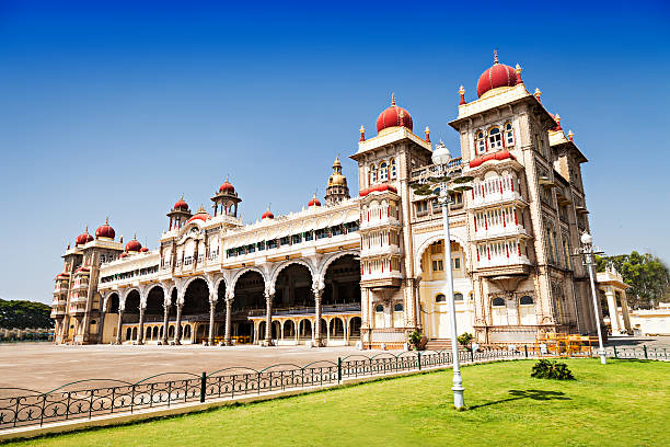 pałac - bangalore karnataka india famous place zdjęcia i obrazy z banku zdjęć