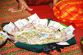 thai-geld.jpg?b=1&s=170x170&k=20&c=3-MxYjGOkNsLiOgRSC2VcPEGj9gRQ6xFf2IZ2GywPL8=