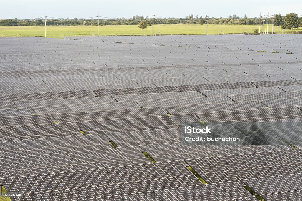 Industriale fotovoltaici - Foto stock royalty-free di Ambiente