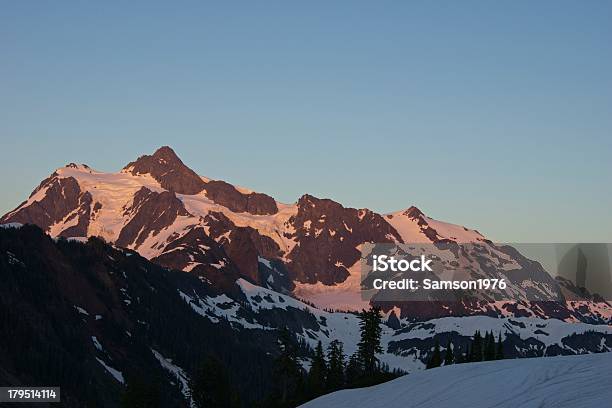 Mt Shuksan 해질녘까지 0명에 대한 스톡 사진 및 기타 이미지 - 0명, 노스 캐스케이드 국립 공원, 마운트 베이커 생태 보호 구역