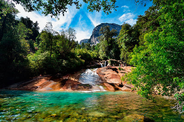cochamó valley - beauty in nature clean cool stream zdjęcia i obrazy z banku zdjęć
