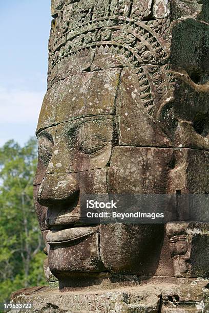Starożytny Bayon Twarz Angkor Wat - zdjęcia stockowe i więcej obrazów Angkor - Angkor, Angkor Wat, Antyki