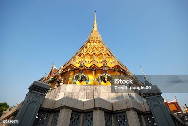 Photo libre de droit de Wat Phra Kaeo Bangkok En Thaïlande banque d'images et plus d'images libres de droit de Antique - Antique, Architecture, Asie