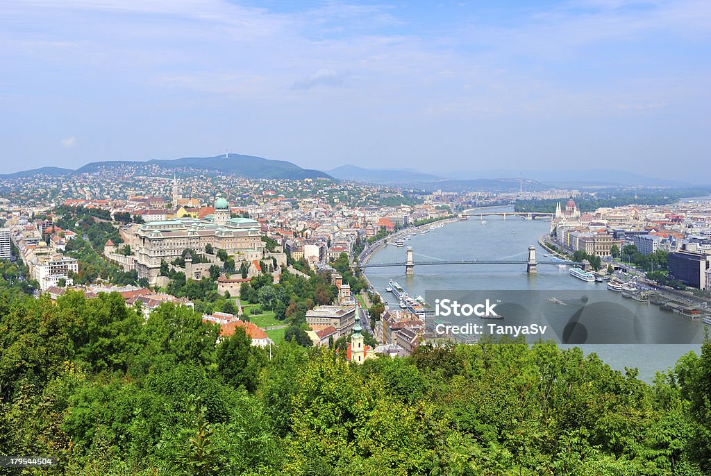 Vista dall'alto di Budapest, Ungheria - Foto stock royalty-free di Ambientazione esterna