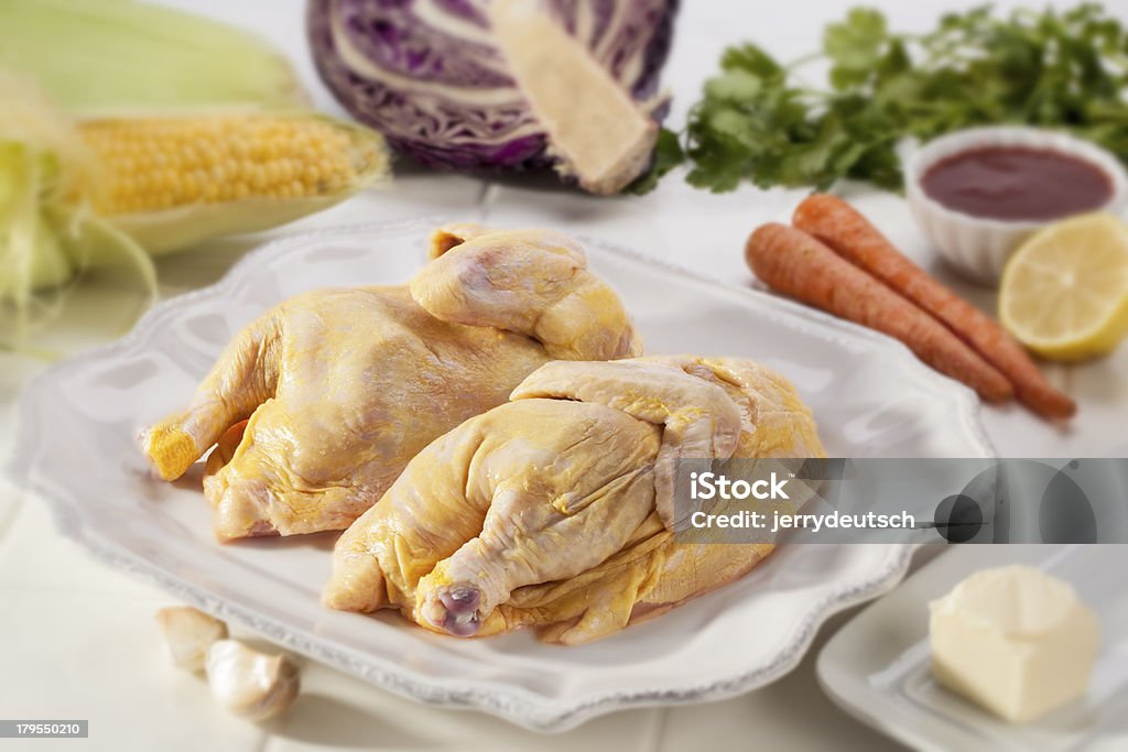 Para metade de galinha e legumes - Foto de stock de Alho royalty-free