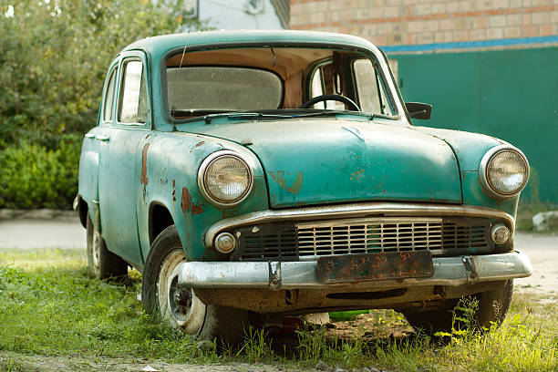istock Picture of a old car 179559259