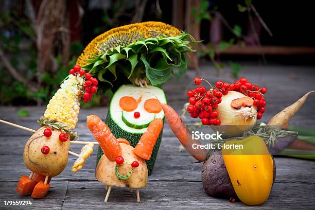 Foto de Comida Fantasy e mais fotos de stock de Abóbora - Abóbora, Baga - Parte de planta, Batata - Tubérculo