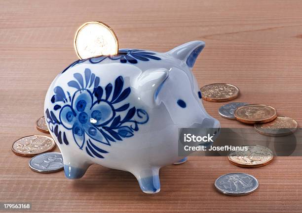 Sparschwein Stockfoto und mehr Bilder von Bankgeschäft - Bankgeschäft, Börse, Darlehen