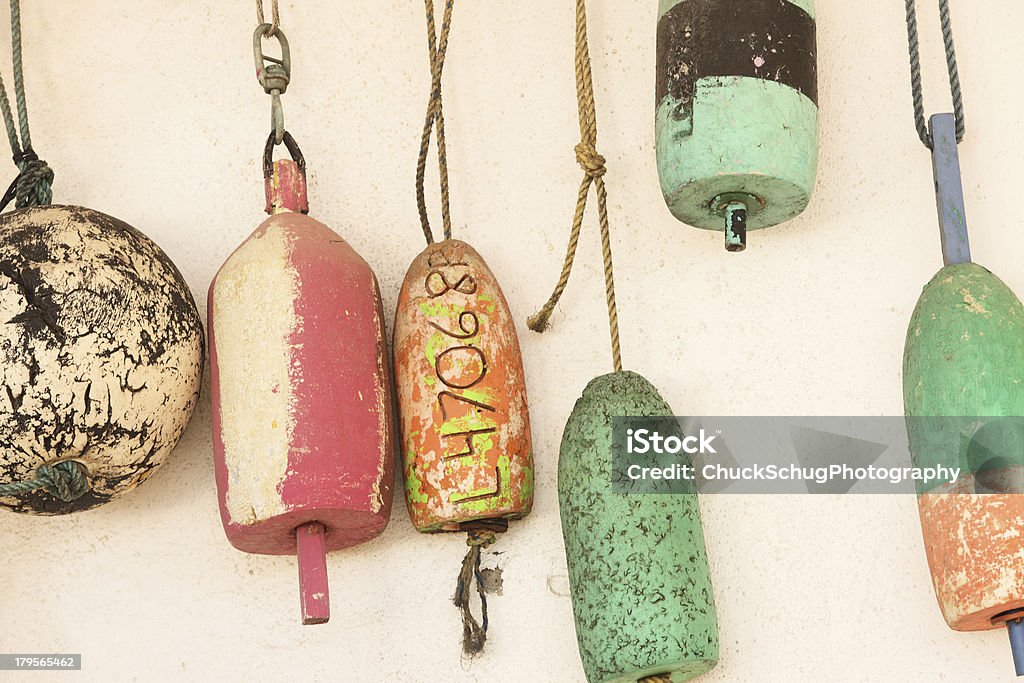 Esposto alle intemperie buoys da Manhattan Beach, California - Foto stock royalty-free di Andare in barca a vela