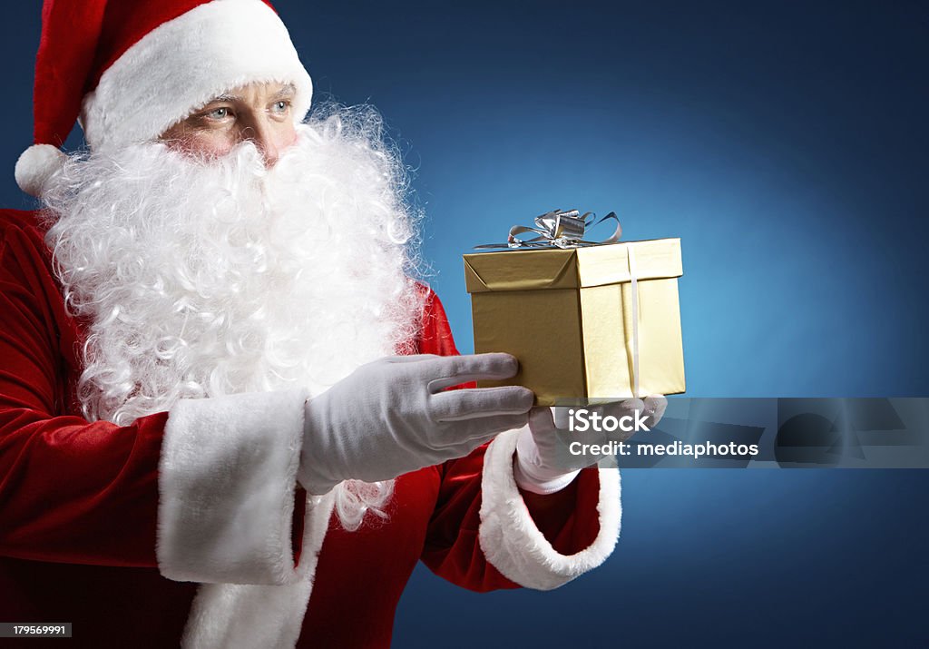 Généreux de Santa - Photo de Adulte libre de droits