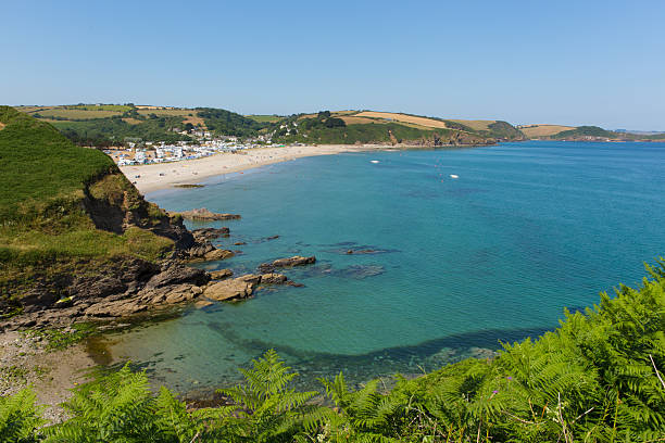 istock Pentewan beach and coast Cornwall between Mevagissey & Porthpean 179579270