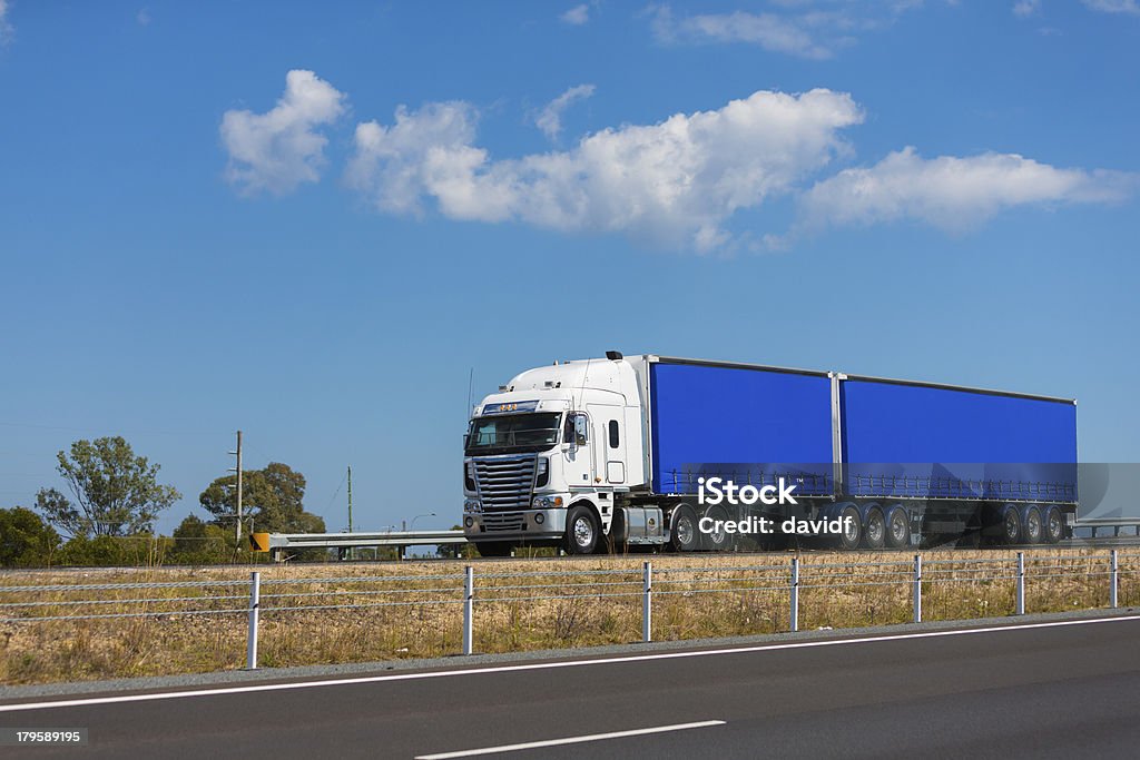 Highway Semi Trailer - Foto de stock de Autoestrada royalty-free