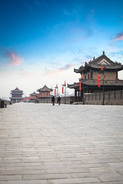 istock xian city wall at dusk 179592945