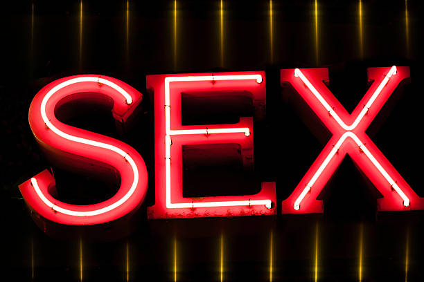 istock Sex neon 179605394