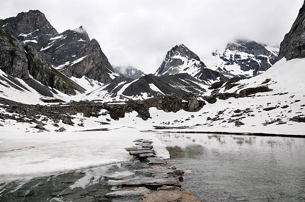 lac des vaches - white lake stock-fotos und bilder