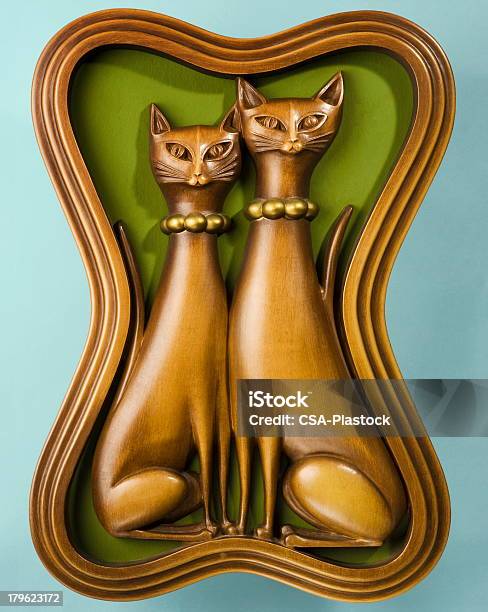 Two Cats In Frame 0명에 대한 스톡 사진 및 기타 이미지 - 0명, 고양잇과, 고풍스런