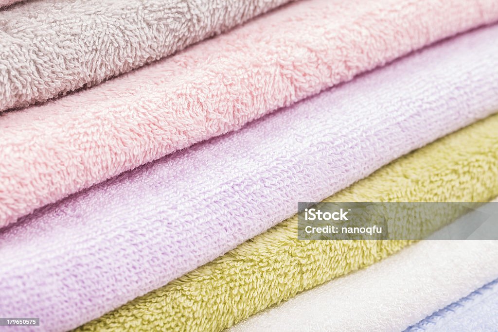 Toalha em coluna - Foto de stock de Algodão - Material Têxtil royalty-free