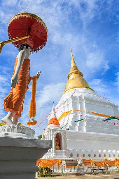 istock Wat Phra Kaow Don Tao 179653883
