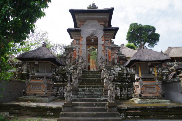 istock Samuan Tiga Temple in Bali 1796614077