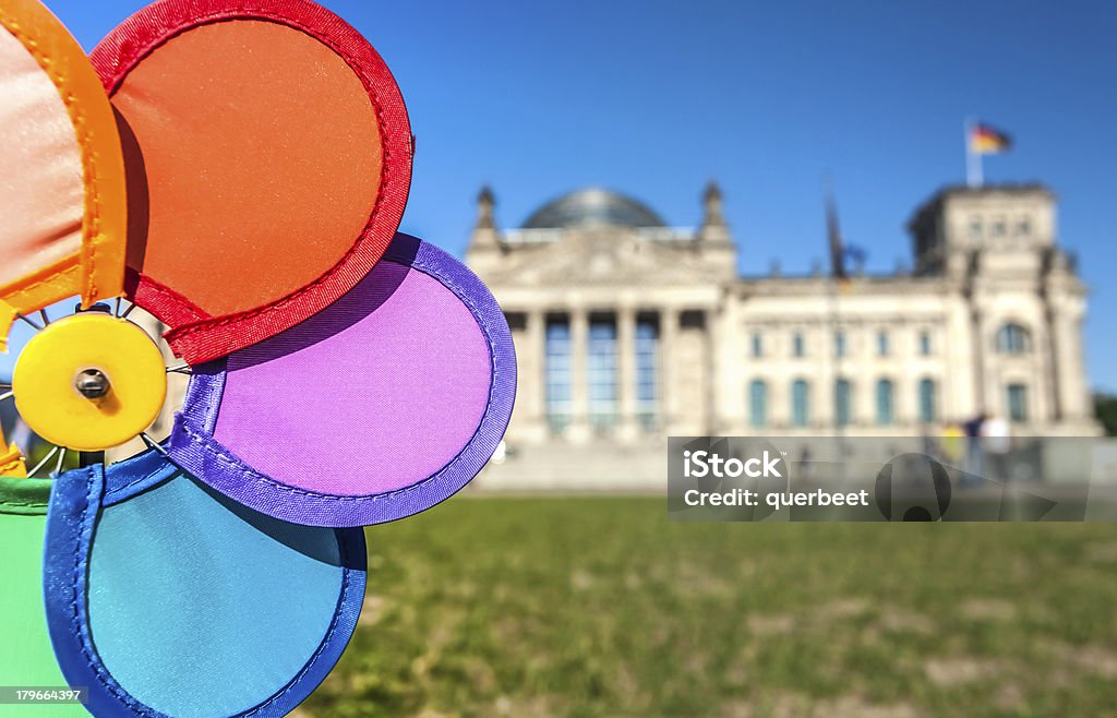 Reichstagu w Berlinie - Zbiór zdjęć royalty-free (Architektura)
