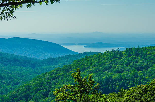 istock scenery around lake jocasse gorge 179687449