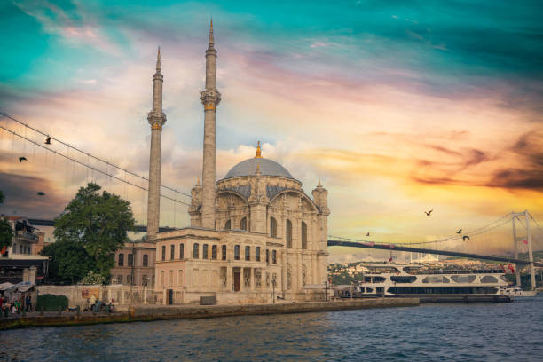 이스탄불의 오르타코이 모스크와 보스포러스 해협 다리. - ortakoy mosque bridge bosphorus istanbul 뉴스 사진 이미지