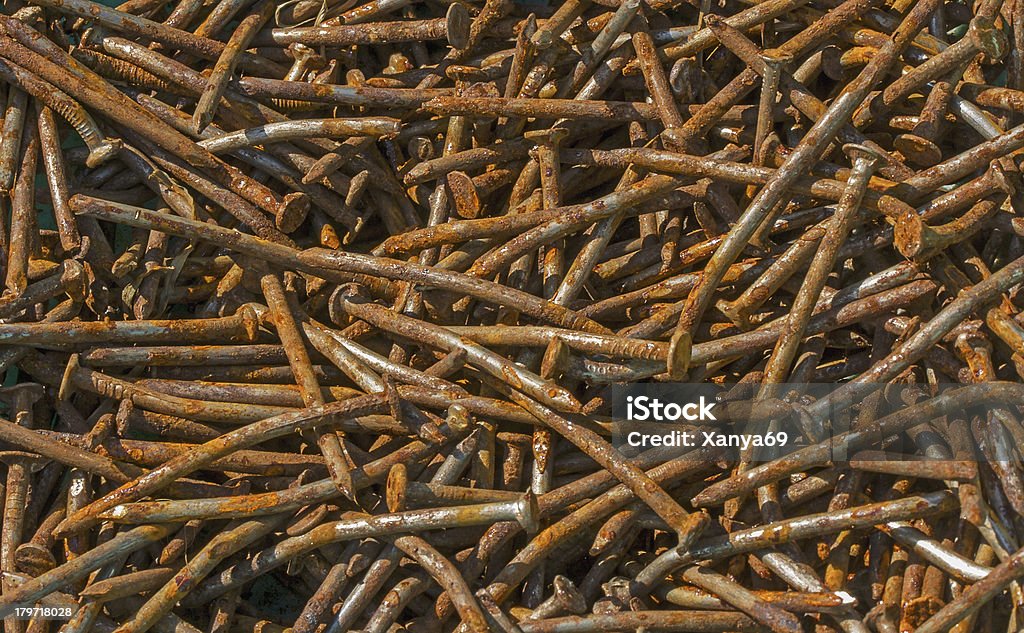 O rusty unhas - Foto de stock de Amontoamento royalty-free