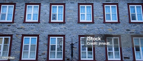 창에 돌담 늙음 Quebec Canada 0명에 대한 스톡 사진 및 기타 이미지 - 0명, 가정 생활, 건물 외관