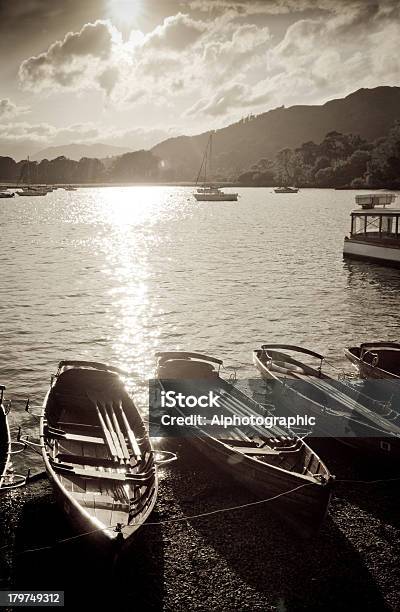 Ruderboote In Ambleside Stockfoto und mehr Bilder von Abenddämmerung - Abenddämmerung, Ambleside, Bezirk Windermere