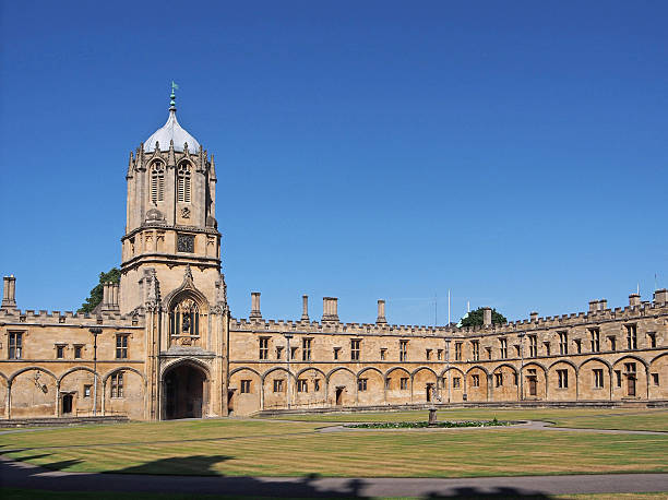 istock Oxford University, Christ Church College 179767699