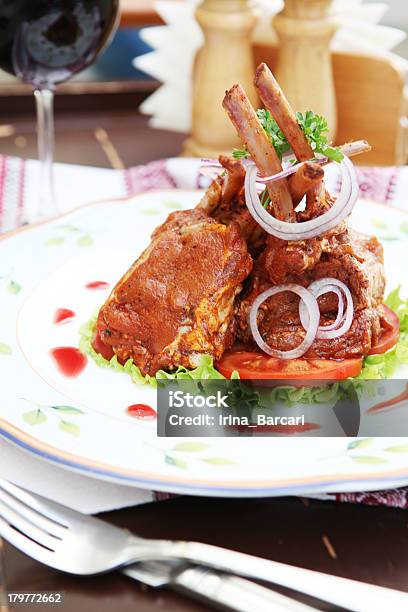 Chuletas De Cordero Foto de stock y más banco de imágenes de Alimento - Alimento, Alimentos cocinados, Asado - Alimento cocinado