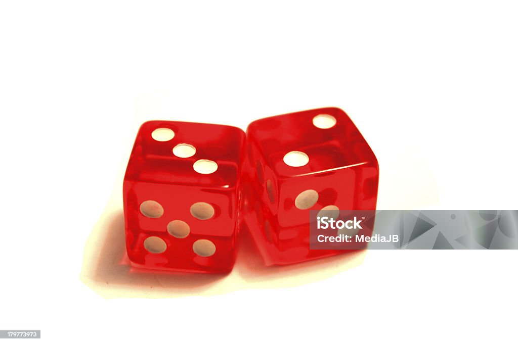 dices rouge à pois blanc - Photo de Amélioration libre de droits