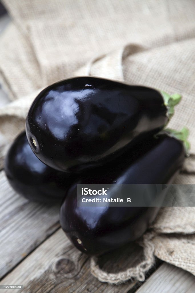 Drei Aubergine - Lizenzfrei Aubergine Stock-Foto