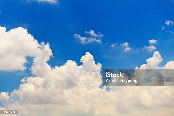 하얀 구름 In Blue Sky 0명에 대한 스톡 사진 및 기타 이미지 - 0명, 계절, 기상학