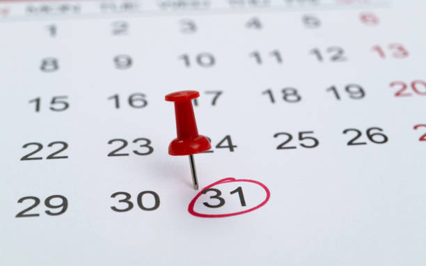 Red mark on the calendar at number 31.
