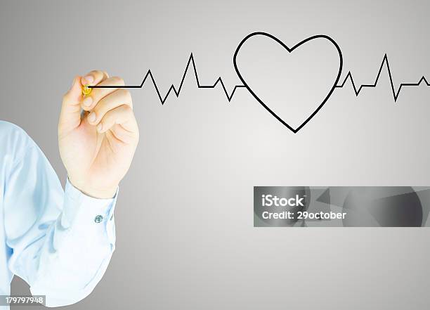 휴머니즘 손 쓸까요 심장 개념에 대한 스톡 사진 및 기타 이미지 - 개념, 개념과 주제, 건강관리와 의술
