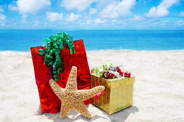istock Starfish with gifts - holiday concept 179809120