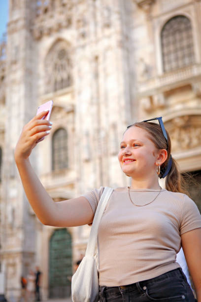 istock Girl taking selfie in Milan 1798194311