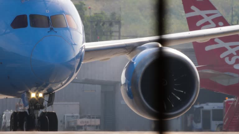 Close-up taxiing airliner