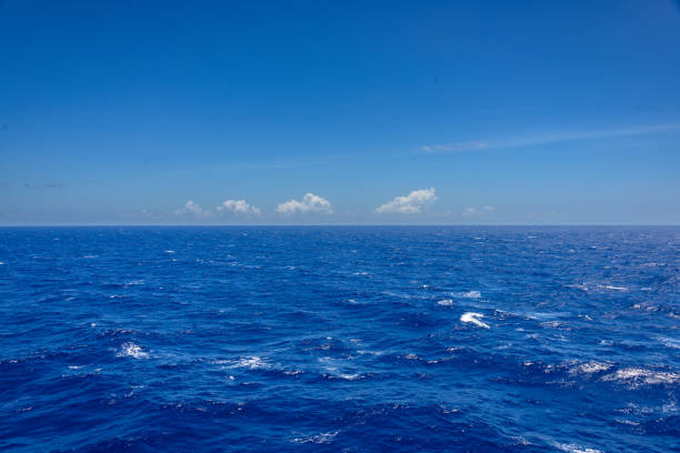 istock Ocean horizon on a clear sunny day 1798956846