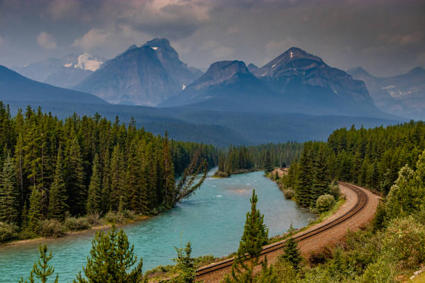 istock Morants Curve Banff National Park Alberta Canada 1799033760