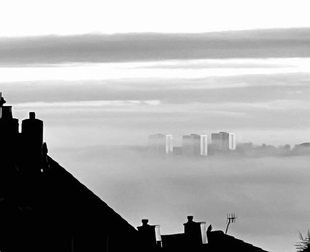 istock Sunrise over Tyneside and fog over the River Tyne 1799041673