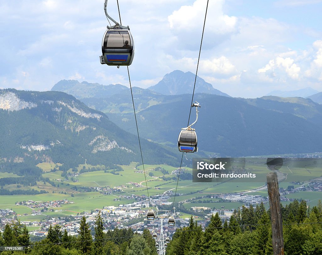 Tramwaj w Alpach - Zbiór zdjęć royalty-free (Kitzbühel)