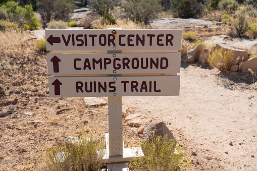 Sign along the easy Little Ruins Trail in Hovenweep National Monument