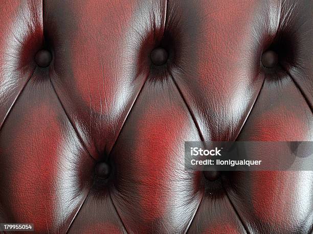 Rotes Lederhintergrund 2 Stockfoto und mehr Bilder von Fotografie - Fotografie, Horizontal, Knopf - Kurzware