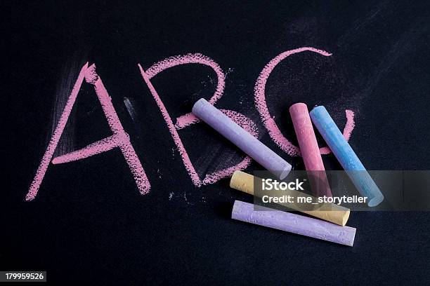 Colori Chalks - Fotografie stock e altre immagini di Arte - Arte, Arte, Cultura e Spettacolo, Arti e mestieri